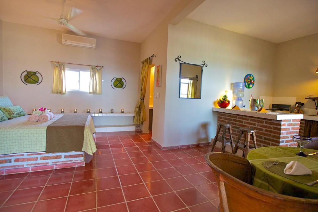 Hotel La Quinta Del Sol Пунта Мита Екстериор снимка